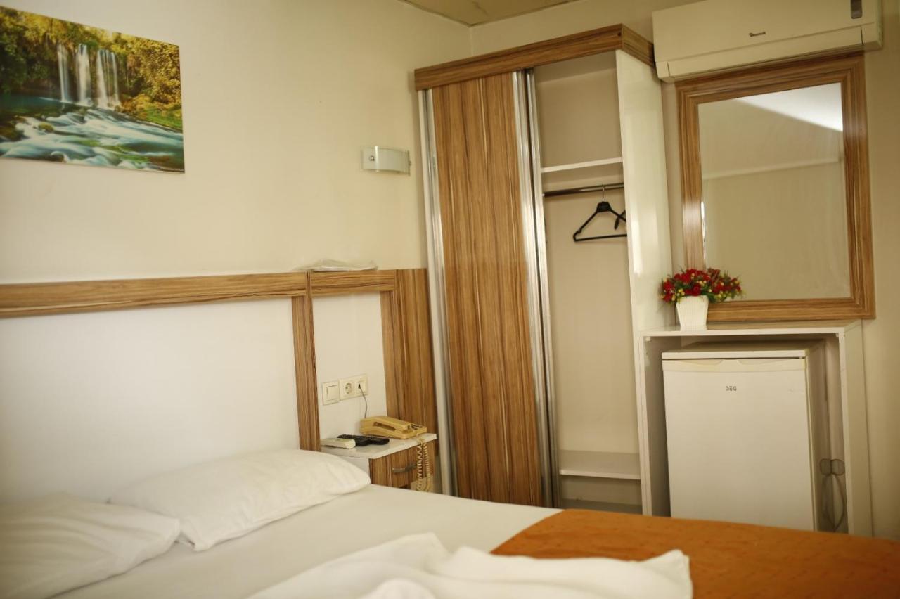Oezhan Hotel Antalia Esterno foto
