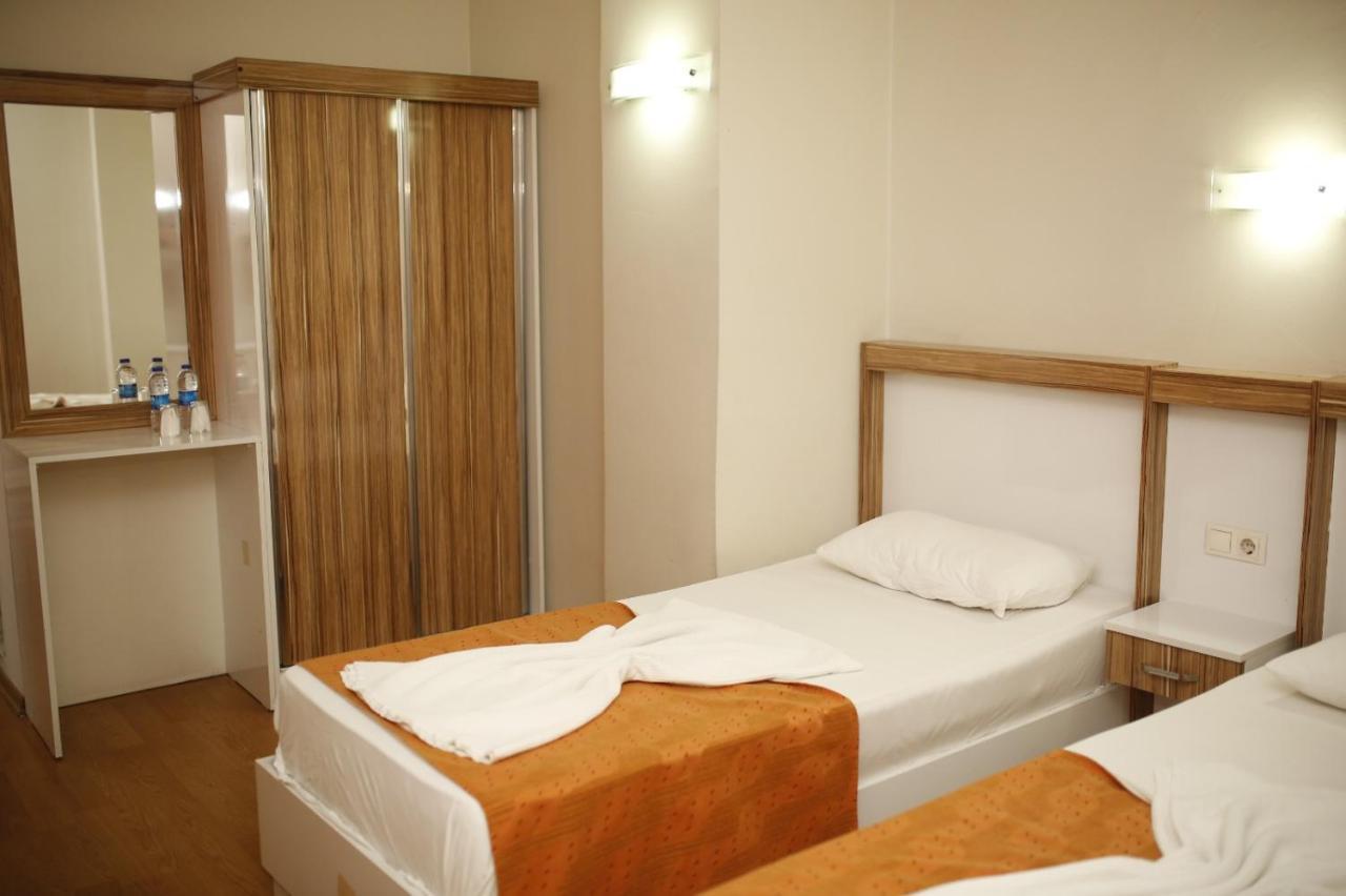 Oezhan Hotel Antalia Esterno foto